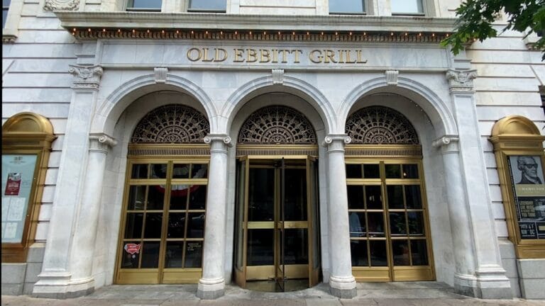 Old Ebbitt Grill – Oldest Bar In Washington D.C.