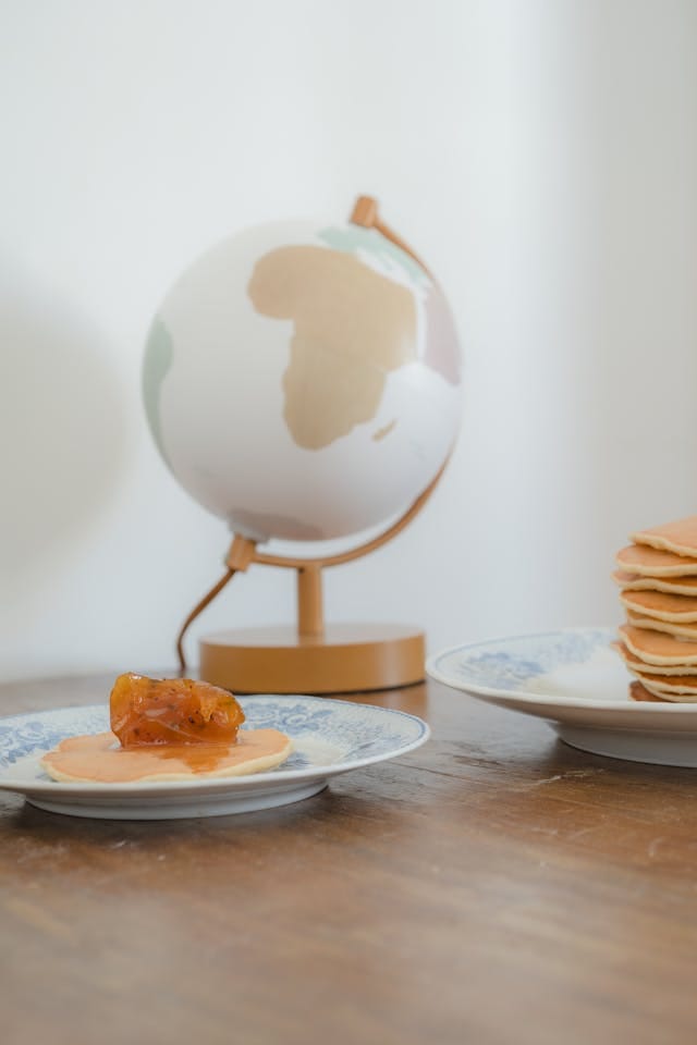Globe and Pancakes | Photo by Marina Leonova
